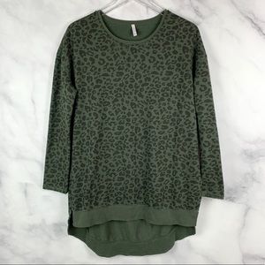 🔥Z Supply Leopard Weekender Oversized Sweatshirt